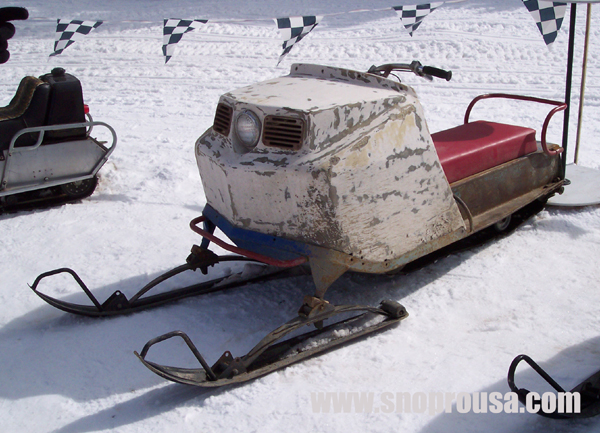 polaris charger snowmobile